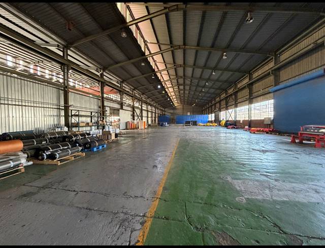 2,000M² FACTORY TO LET IN ROODEKOP